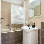 Tower Apartman *